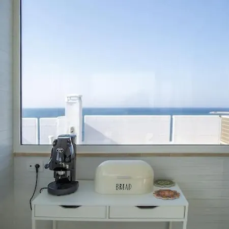 Terrazza Marechiaro 公寓 *